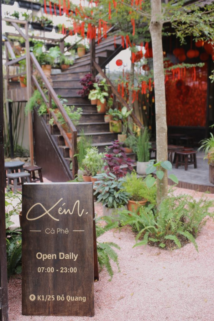 Xém Cà Phê - Khám Phá Góc Chill Đậm Chất Lạ Ngay Trung Tâm Đà Nẵng 4 Những góc sống ảo tại Xém Cà Phê
