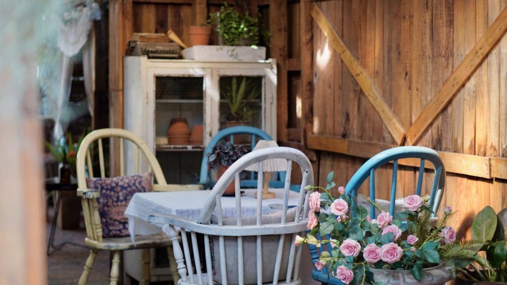 Những góc decor xinh xắn tại Ô Cửa Sổ