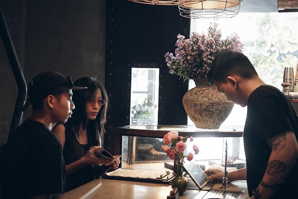 Bạn đã sẵn sàng đến The Third House?