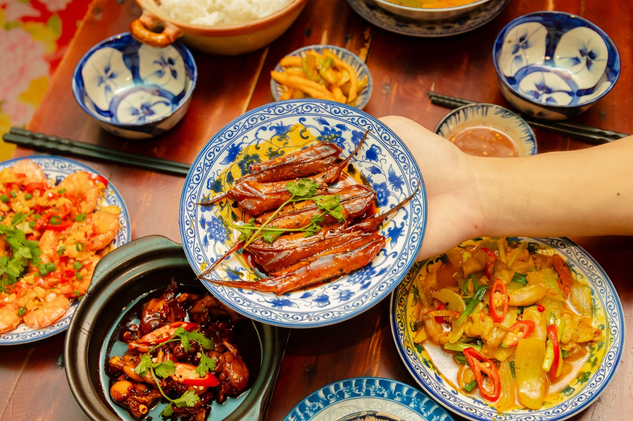 Cua hang an uong Mau Dich 1986 Da Nang