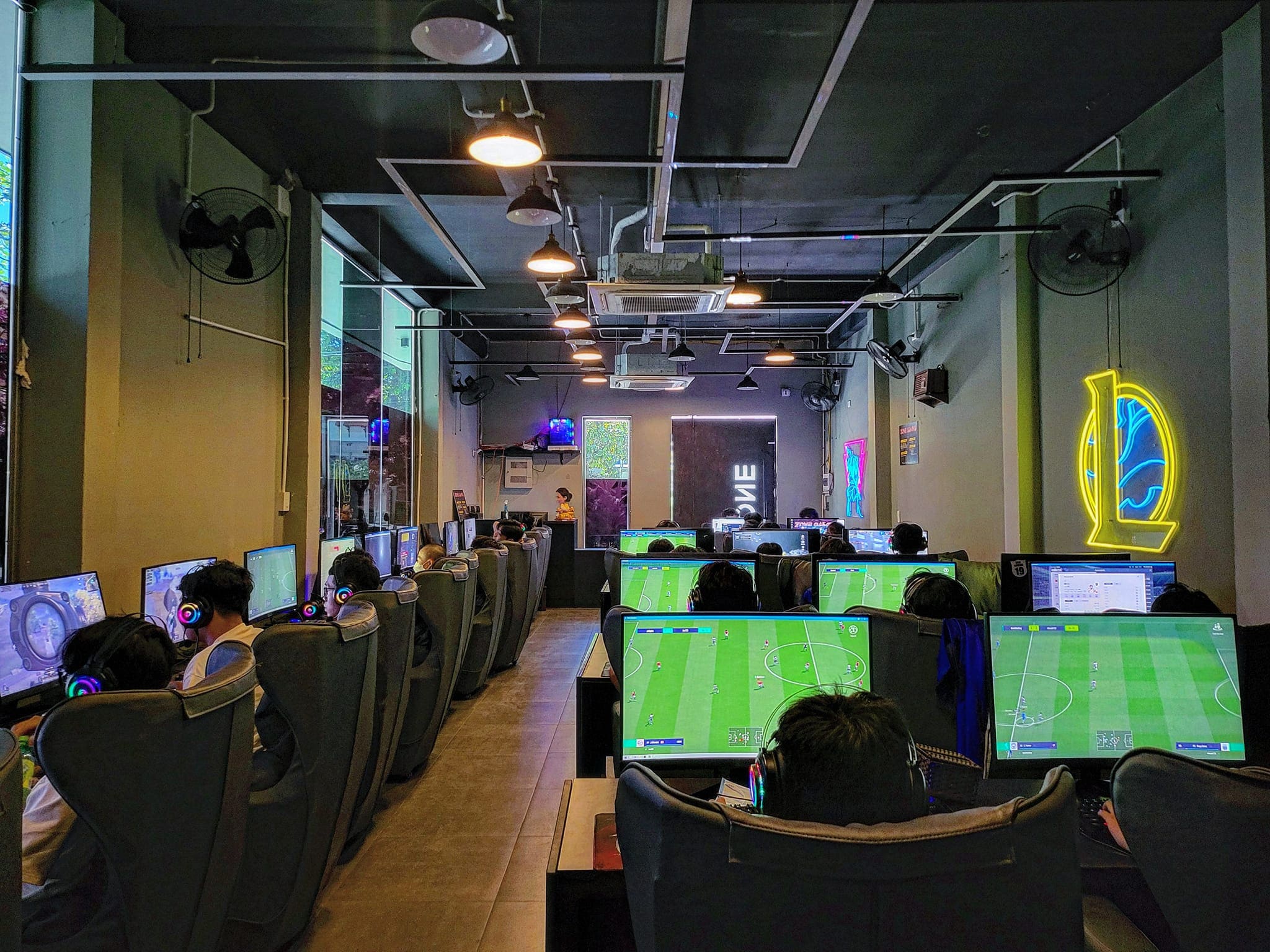 ZONE Gaming – Trải Nghiệm Game Đỉnh Cao Tại Đà Nẵng 7 ZONE Gaming